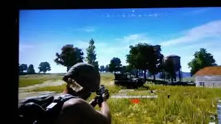 PUBG UZI x 2 is great to get to the top 10
