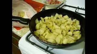 Рецепт вкусная жареная картошка с сосисками