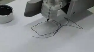 Humanoid robot drawing portraits