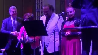 Pınar Köksal'ın bestelerini Hakan Aysev ile Feryal Türkoğlu seslendirdi