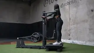 The Belt Squat by The Abs Company