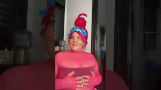 Purim is our Jewish Halloween and this year I decided to go as Queen Poppy !!! 🎀🌸💞