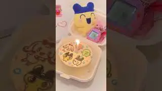 got a tamagotchi cake for my birthday 🥹