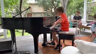 Can’t but look forward to the future of music with PianoEasy players like this one!