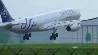 Airbus A330 Aeroflot SKYTEAM мягкое касание полосы во Владивостоке.