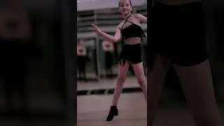 Anastasia dances Roomba #dance #dancer #dancestudio #roomba #shorts  #shortvideo