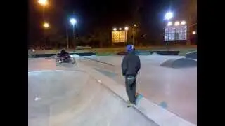 motos en el pista de skate park Córdoba (parque sarmiento )