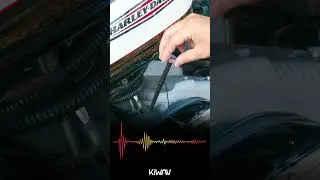 How to adjust the idle speed on Harley V-twin carburetor motorcycles by KiWAV idle adjustment screw