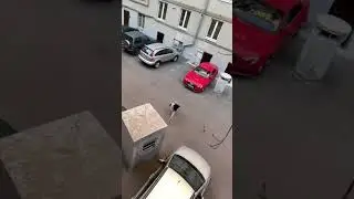 Опасный прыжок с крыши 😳🔥 