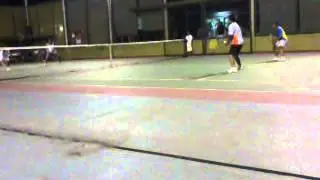 tennis serang