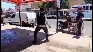 Se vuelve viral El Panadero bailarin en calles de Obregón 