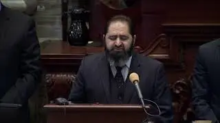 Imam Mehmet Sacit Arvas Pensilvanya Senatosu'nda açılış duası yaptı