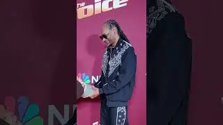 Giving a Rug to Snoop Dogg😎