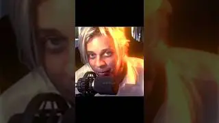 Чья малышка на фоне? 