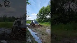 FJ Cruiser на внедорожных испытаниях 