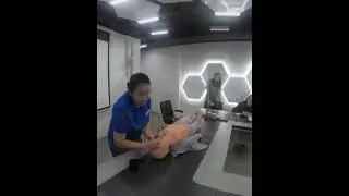 Основатели приложения "Под присмотром" встретились с нянями