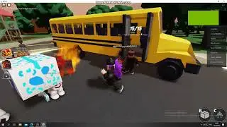 Играю в режимы роблокс^^