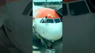Why do airplane tyres never burst? |  Aeroplane Windows #shorts