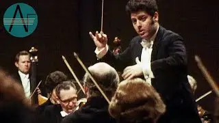 Barenboim conducts Symphony No. 5 (with New Philharmonia Orchestra) | Barenboim on Beethoven (13/13)