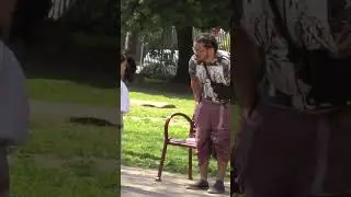 Kind man helps a hungry child #shorts