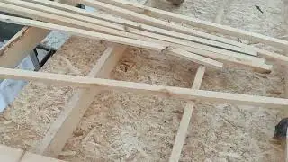 УТЕПЛЯЕМ КРЫШУ. САМЫЙ ДЕШЁВЫЙ УТЕПЛИТЕЛЬ.