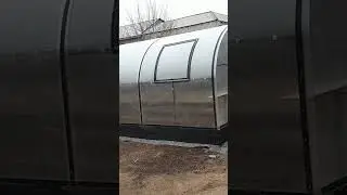 Теплица из поликарбоната с цельносварным каркасом из  профильной трубы , толщиной стенки  1,2 мм...