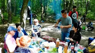 Солнечная Макутия, отдых с друзьями на роднике Каменный Бродок