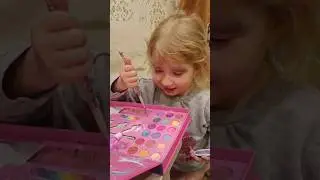 Девочка как девочка 😄ну оооочень красивая 🩷🩷🩷такова красота 🫶
