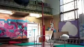 Рафаэль Мифтахутдинов в роли охранника 4