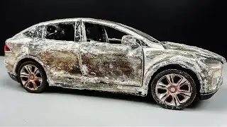 Restoration abandoned Tesla Model X 90D damaged Model Car