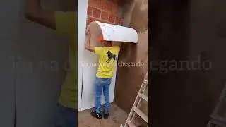 Esse pedreiro é um gênio