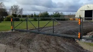 cantileverGates8,5m+BFT ARES Ultra