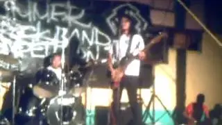 LITTLE TINY BABY MUSTACHE - blitzkreig bop (cover)