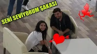 ÜNİVERSİTEDE SENİ SEVİYORUM ŞAKASI!