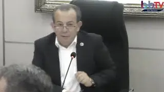 AKP council member threw water at Tanju Özcan in Bolu Municipal Council!