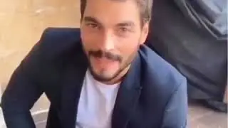 Ветреный на перерыве