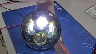 LED фары для Lada Niva. Светодиодные фары для Нивы.