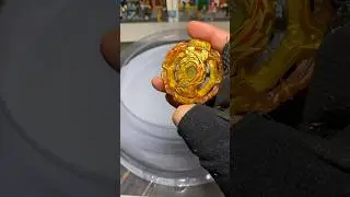 БЕЙБЛЭЙД ГИДРА ГОЛД
