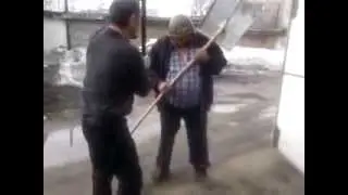 Hammer on the head. Кувалдой по голове