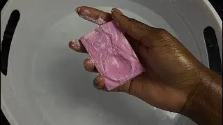 Dusty hydrophobic gym chalk water crumble | ASMR | ANXIETY RELIEF 💜