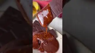 Chocolate 70% Cacau Recheado com Caramelo de Framboesa