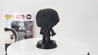 Funko Star Wars: The Last Jedi Kylo Ren Pop! Vinyl Bobble Head 