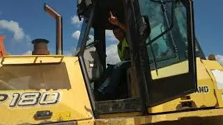 Таврида 8 этап.Бульдозер NEW HOLLAND- D180