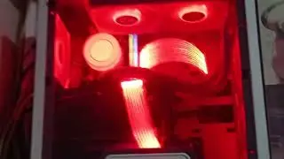 así va la mamamlona Ergying 13900h, 32gb, 1.5 tb , enfriamiento líquido, hoja de carbón