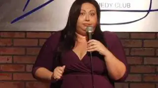 I Hate Hipster Vegans! - Chick Comedy
