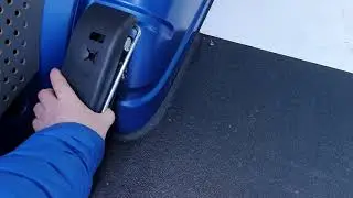 Removing the Jack from a 2019 VW Transporter T6.1