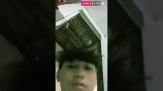 Dinar buka baju saat Live IG