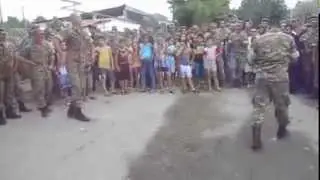 Армянские солдаты танцуют лезгинку!!)))