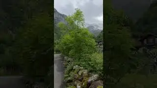 #switzerland #swissalps #waterfall #village #nature #viral #paradise #shorts #youtubeshorts 🇨🇭
