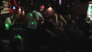 jacket for friday-hummer(foals cover)(live).avi